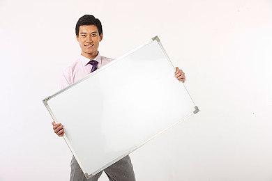 《真女神转生5》恶魔介绍：72柱魔神之一安德拉斯